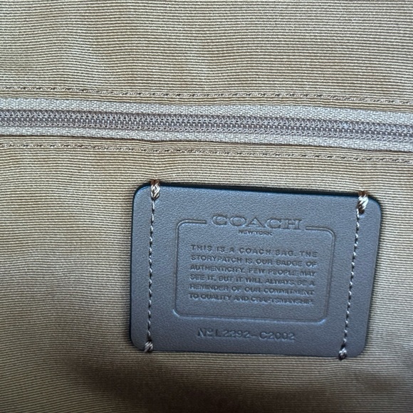 Coach Jordyn Medium Signature Backpack Light Khaki/Brown Multi - Picture 9 of 13